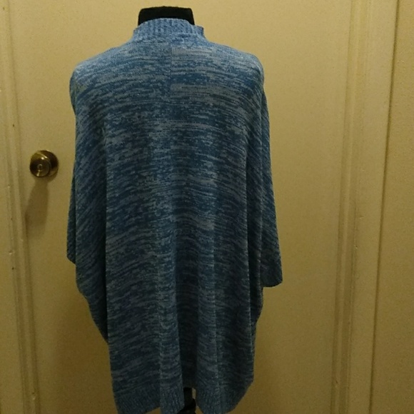 Sweater - Picture 2 of 4